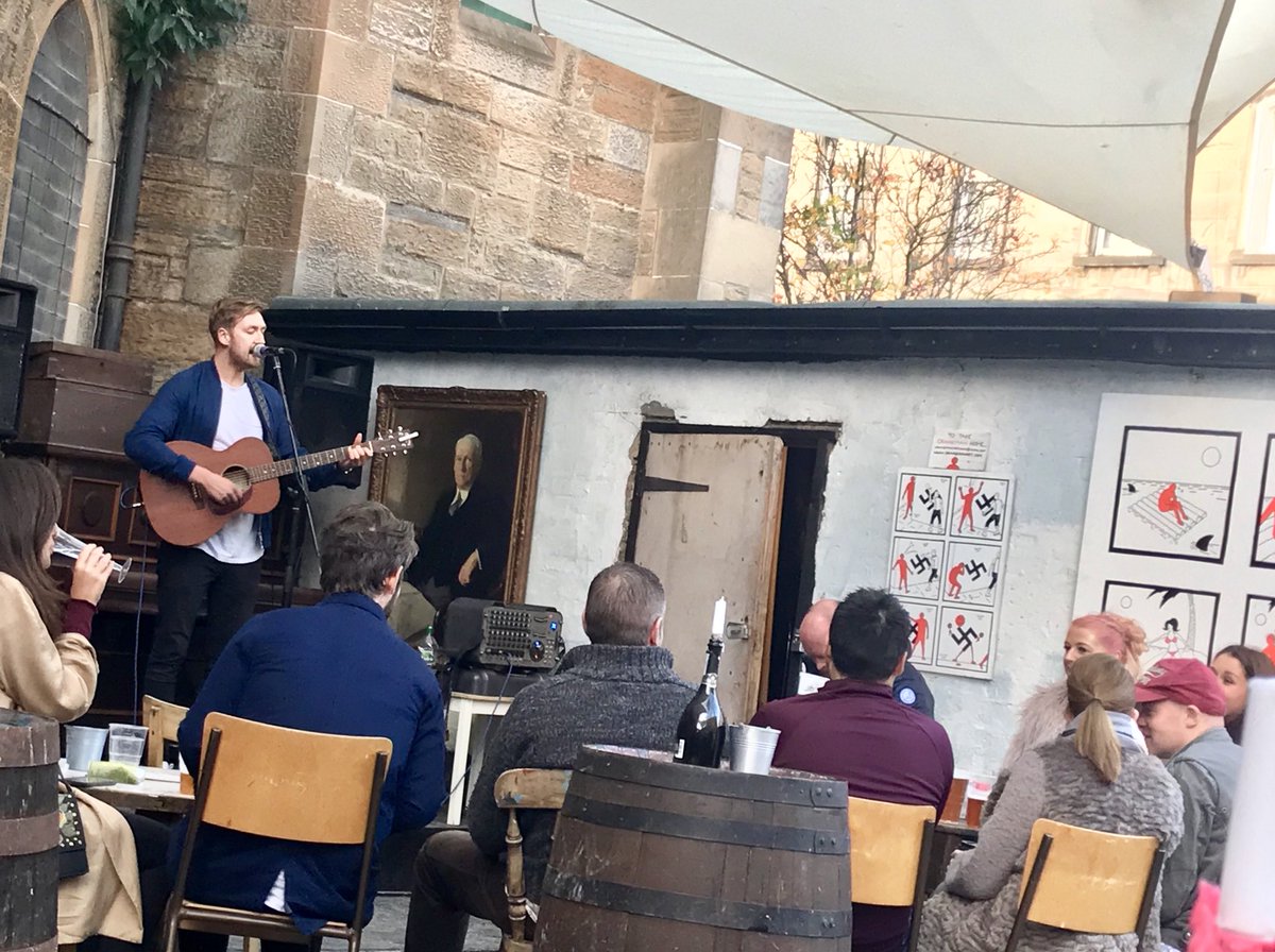 Scotkraut's tweet photo. Purple Stage #OffTheWalk is a nice little find with tasty food and a great atmosphere @eh6festival https://t.co/PJve7e63Xe