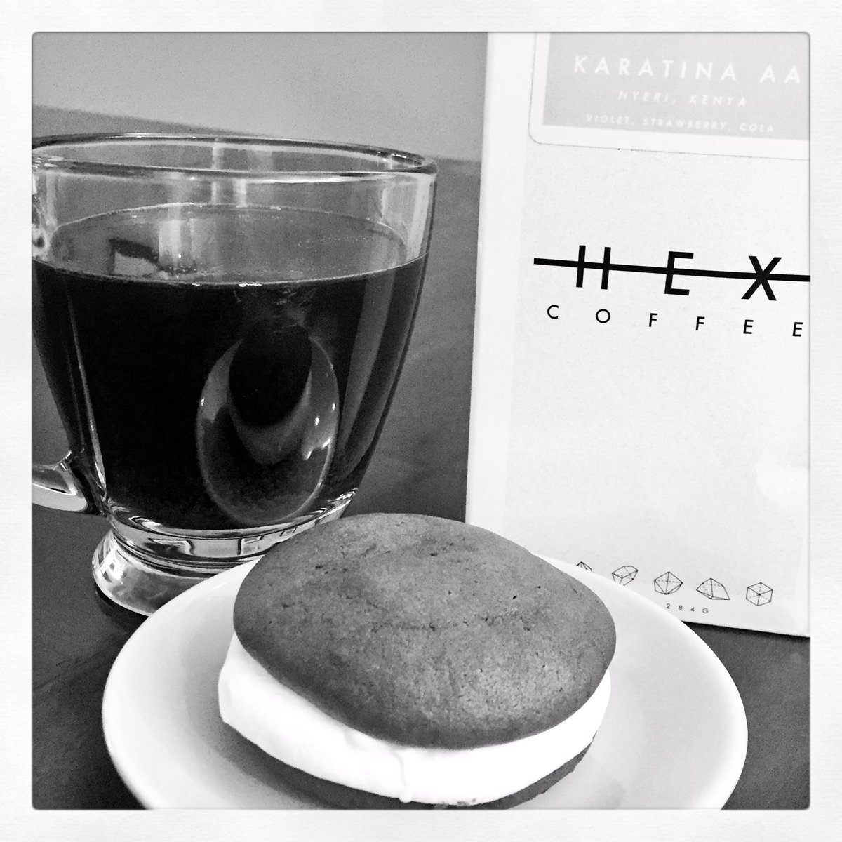 sweetcravingscc's tweet photo. Delicious pairing 😁#SweetCravingsCookieCompany Classic #WhoopiePie &amp; Kenyan #coffee from our friends at #HEXCoffee 👆🏻contact👆🏻and ORDER NOW! https://t.co/N6NoqMaH74