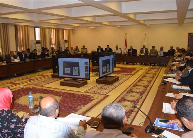 El_Bawaba's tweet photo. محافظ بني سويف يعلن عن إجراءات عملية لتطوير «الخدمات الجماهيرية» https://t.co/yVl6M8zyIn https://t.co/pDEqgDmxmK