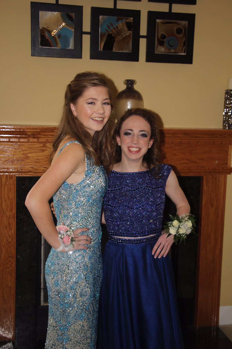 katie7912's tweet photo. hbd to the jdp!! I hope you have an amazing day!! love and miss you so much 🎈🎉❤️ https://t.co/62cWObwFxt