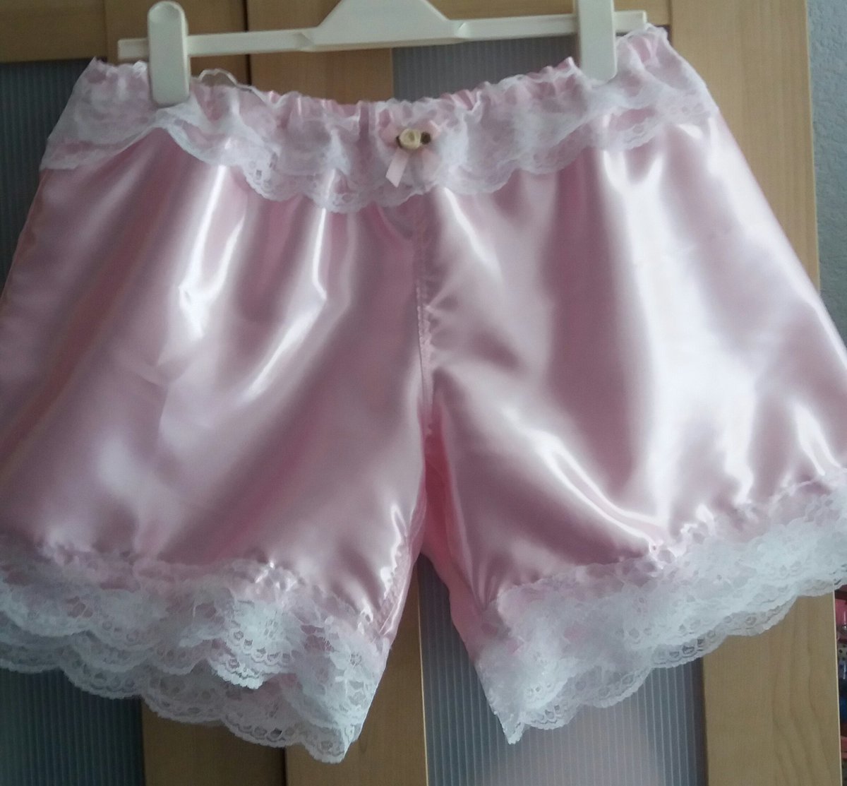 PantieMaker's tweet photo. https://t.co/4MLV9cp5qd