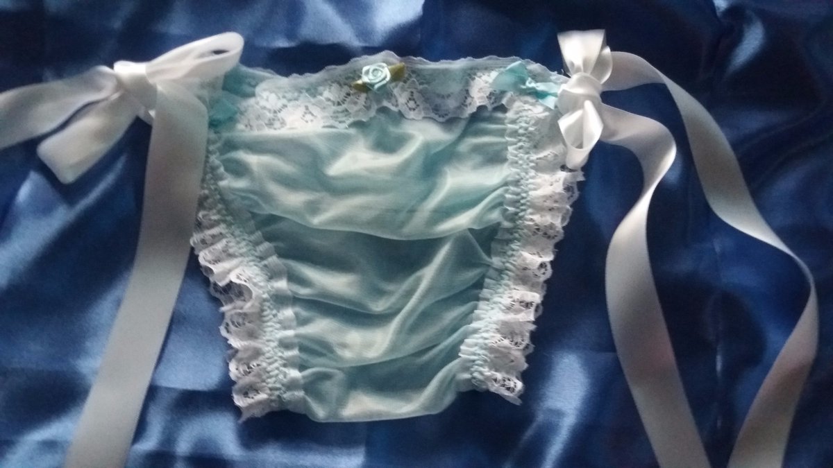 PantieMaker's tweet photo. https://t.co/cTz97ziNK2