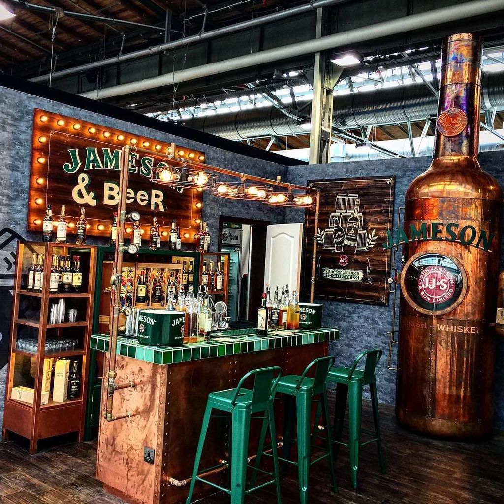 seoito's tweet photo. Retweeted Gin And Twitts ® (@GinAndTwitts):

#Jameson #beer #bar  #bcb2017 #bcb17 https://t.co/xtneLOQbNo https://t.co/MxdnpIfs7w