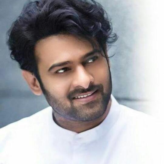 offikrishankant's tweet photo. #HBDDarlingPrabhas 
Love you Darling #Prabhas 
.
@ErKrishanKant https://t.co/1hpMuiw350