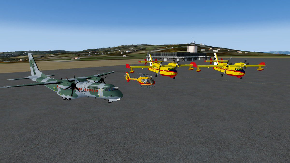 defensaaerea's tweet photo. Muy buena chicos, muy interesante esta operación, Animo a todos los que luchan por el fuego! #QueimanGalicia 
@IVAOES @NoticiasAirSim https://t.co/jjajfTppyE