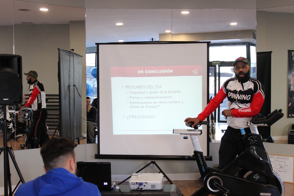 diegodecasas's tweet photo. FOTOS Spinning Instructor Certification Day 2 (MAD) https://t.co/989J2Pe1ik https://t.co/zH1CVVb4QZ