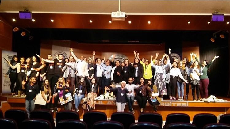 MEF_ELT's tweet photo. Guzel bir konferansin daha sonuna geldik!!! Katkilarindan dolayi Ece hocamiza ve INGED'e cok tesekkur ederiz. #ELT #INGED https://t.co/ZAf42UkRxq