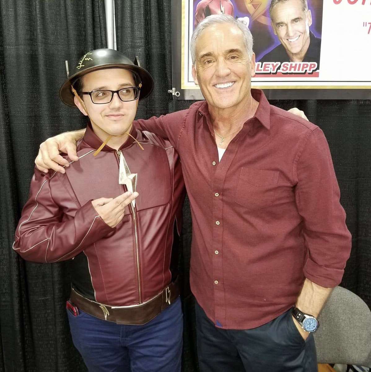 jaimellorens's tweet photo. @JohnWesleyShipp it was wicked cool to finally meet you in person.... https://t.co/O51Gjl5nuq