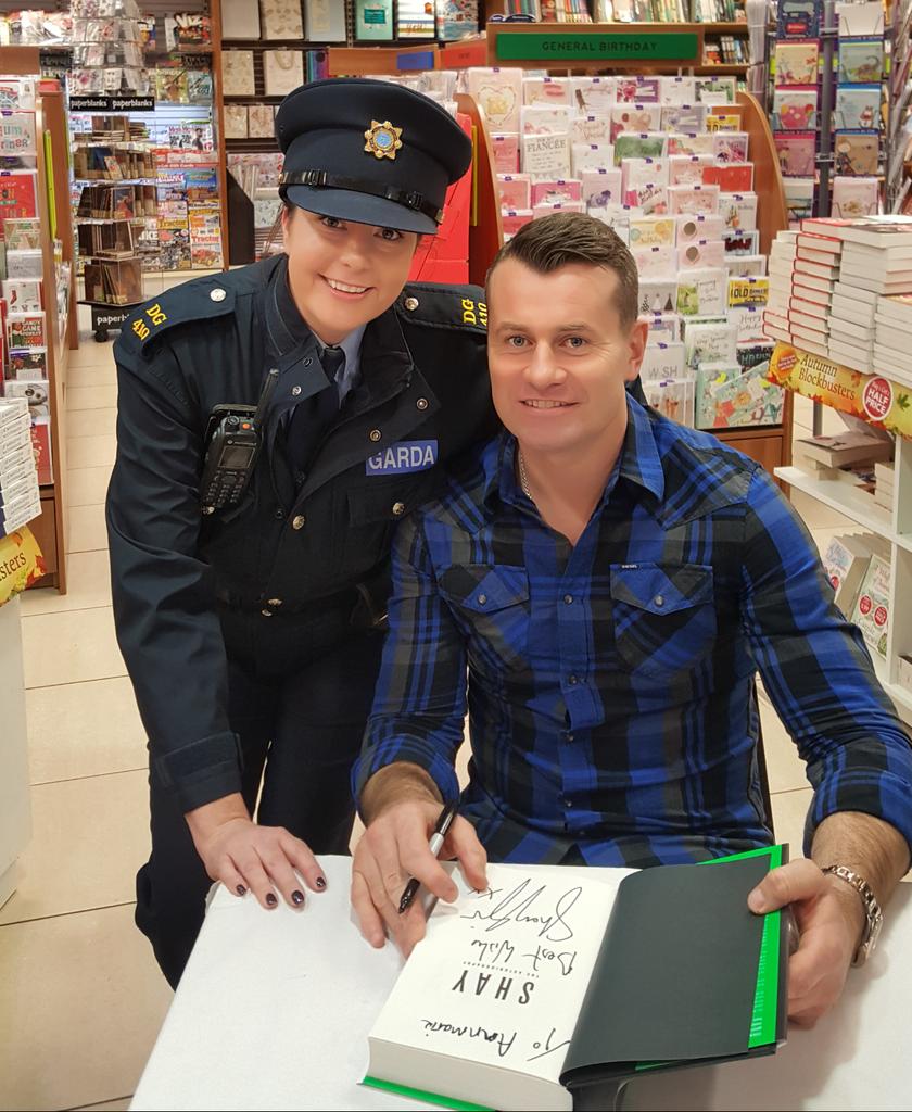 buddhababe77's tweet image. @gardainfo @No1shaygiven 
Donegal compol in safe hands today !! #AnyGivenSaturday