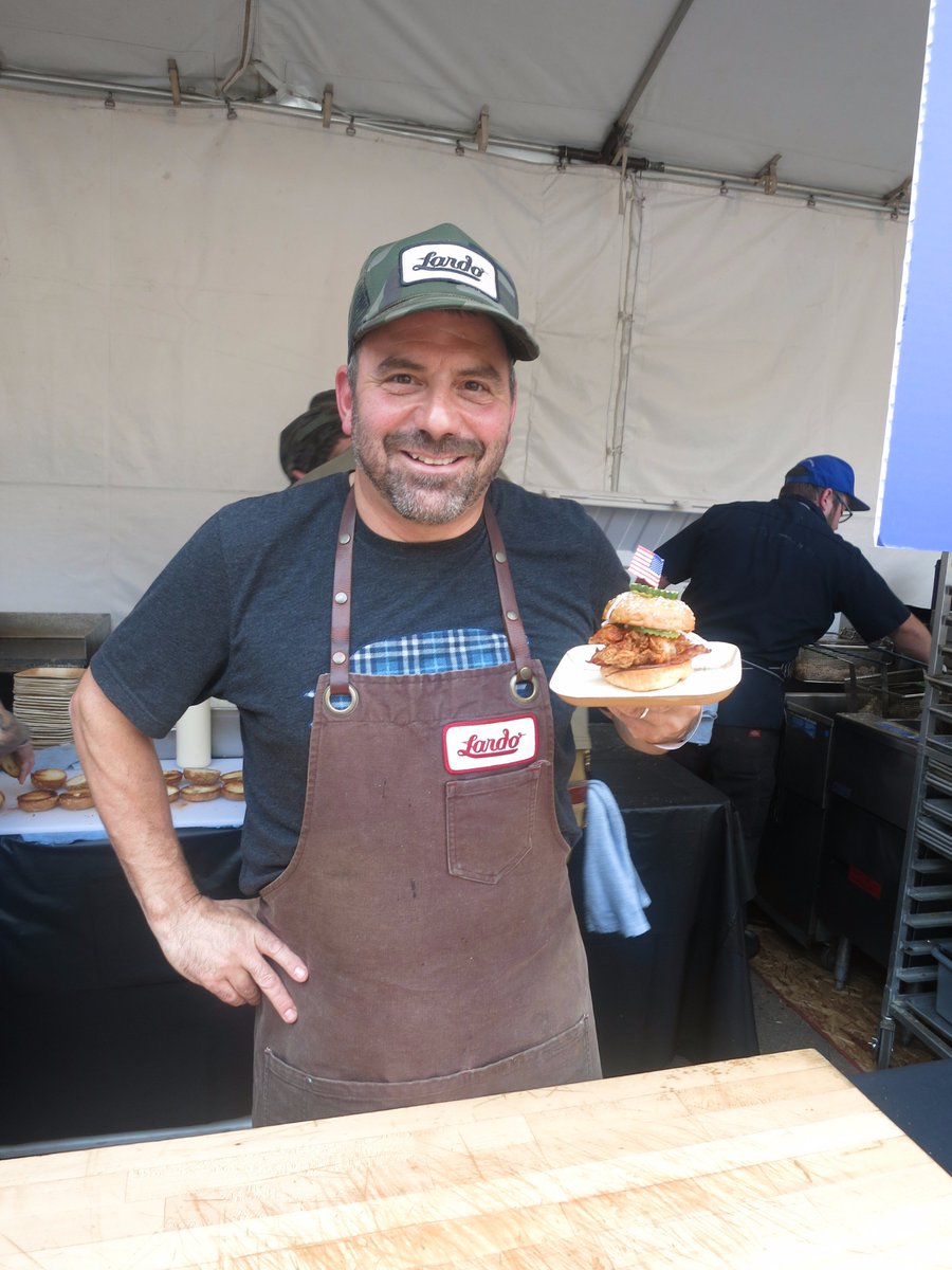vanfoodster's tweet photo. Feast Portland 2017: Best Food and Drink https://t.co/6vrWFnngak @lardopdx @UrbanFarmerPDX @PastramiZombie @hoteldeluxe @oregonfruit https://t.co/GZpLFMCKKp