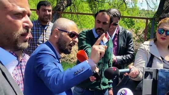 ReiseSelamm's tweet photo. Abdulmecid Efendi Köşkü’ndeki sergide bulunan çıplak heykelleri tekmeleyince, gözaltına alınan #mahmutalan derhal serbest bırakılmalıdır. https://t.co/e58AmlhnWc