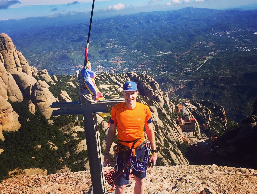 PEAK tagging #Monserrat #Spain ⛰ #TimeToPlay #suunto_climb