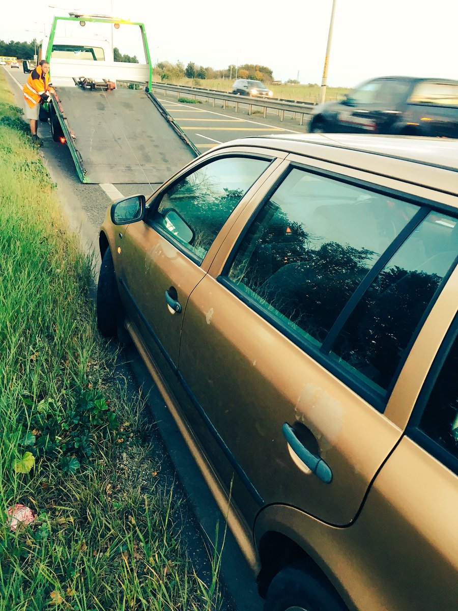 KentSpecials's tweet photo. #SCRCT Vehicle recovery here already! Car on the ramp now so road will be clear within 10 minutes ^CW https://t.co/h2LUqZ6dBT