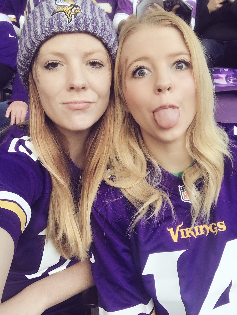 chelskaye3's tweet photo. Skol Vikes!!! 🤘🏻 #SKOL #crucialcatch https://t.co/dPRK3IoJNJ