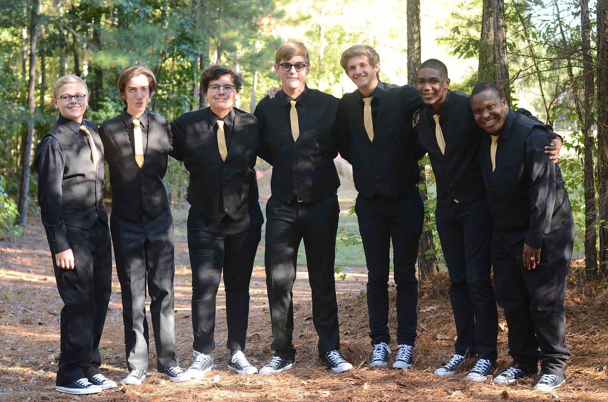 NHSAcappella's tweet photo. Come to Northwood on Tuesday night at 7 and see our first performance of the year!! 💕🎤 https://t.co/2LuX3dp30R
