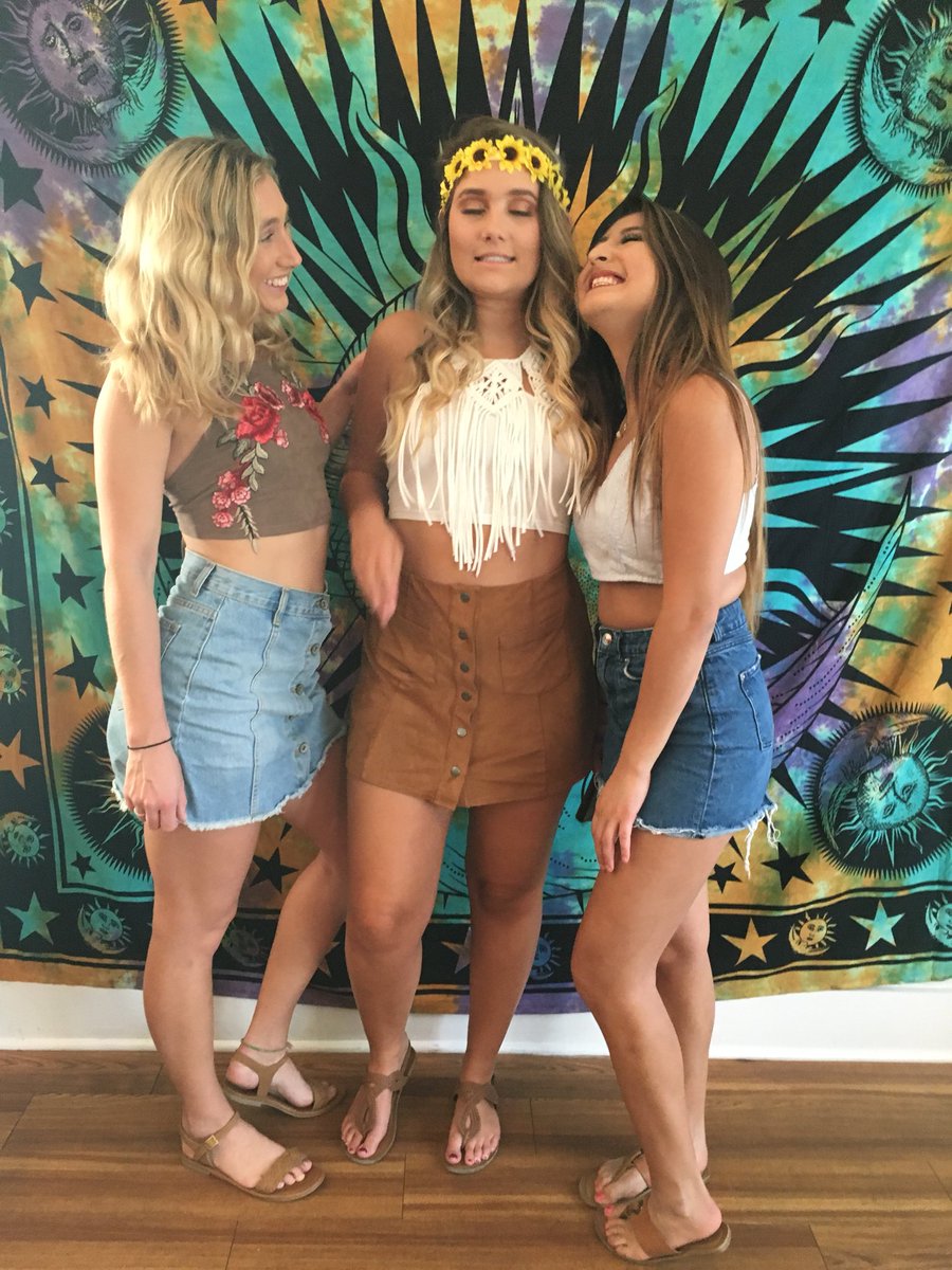 TaylorGattis's tweet photo. Woodstock with my ladies https://t.co/SzV4cRLCLc