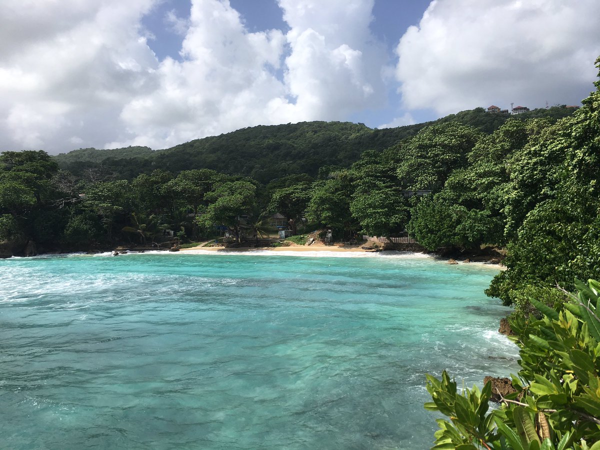 HighYellowMoon's tweet photo. Leaving paradise #GreatHutsResort #Jamaica https://t.co/mfV7Dgqnpc