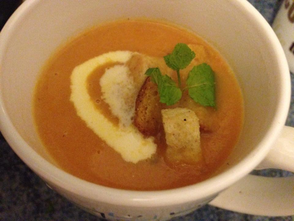 dal_roti's tweet photo. Chilly weather nothing beats a good #carrot #tomato #soup #WinterIsHere #Food #winters #authentic #recipes follow https://t.co/3fOdDPMdZc https://t.co/Fg1ZkHGeEr