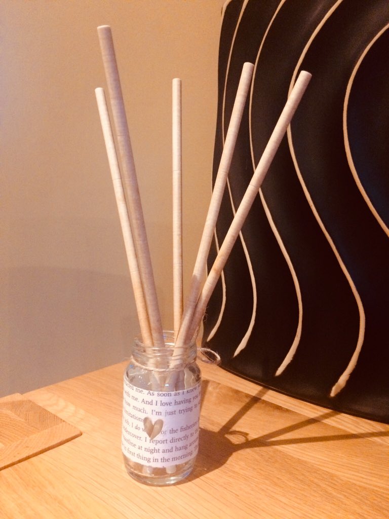 DYW_ForthValley's tweet photo. What do you think of my reed diffuser @LookingGlassYe #lovemyjar #lotsofuses https://t.co/WpdY5CkNzs