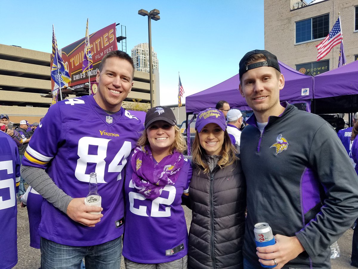 StephBlommel's tweet photo. #skol #vikings #tagboard #holdtrue #mnvikings https://t.co/EmiBO5ecEO