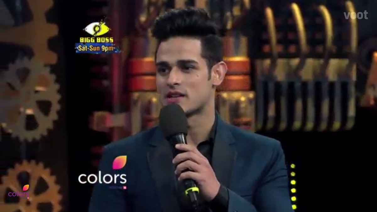 ipriyancsharmaa's tweet photo. Yeah! ❤️ Priyank is in the House 🏡 #BB11 @ipriyanksharmaa @BiggBoss @BeingSalmanKhan @Biggboss_11th @BiggBossNewz @Alisah29 @itsSuroj https://t.co/MeGBqNsKJn