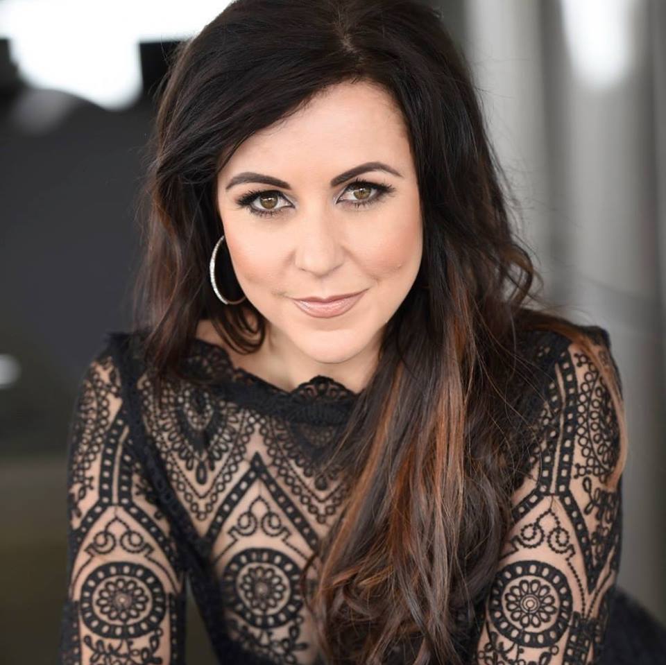 #JacaSATop20 <a href="/MoniqueSteynSA/">Monique Steyn</a> se ‘Die Boom’ skuif na gelukkige nommer 7!