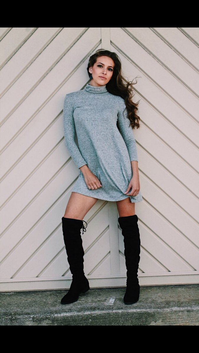SavyHayek's tweet photo. Senior Sunday 🌺 https://t.co/3vP1u7qbr2