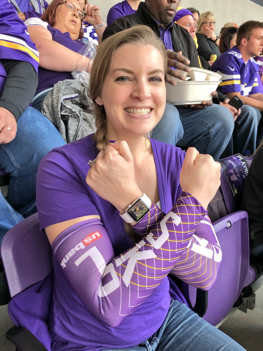 eheard's tweet photo. Our first time @usbankstadium! #centurylinklegends #SKOL #section219 https://t.co/ftDkJ7VbTX