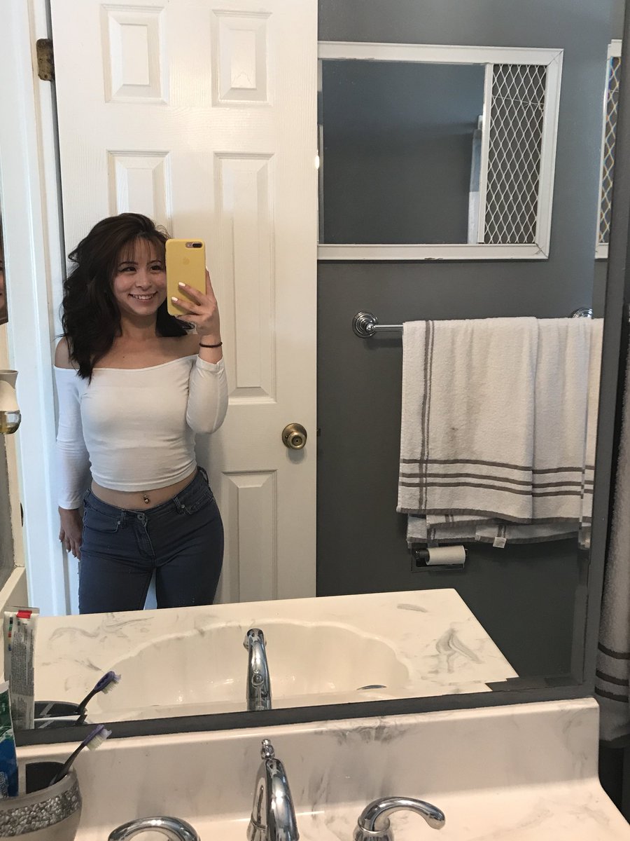 miss_aubri's tweet photo. In case y’all forgot 😇 https://t.co/uVSy52jXLj
