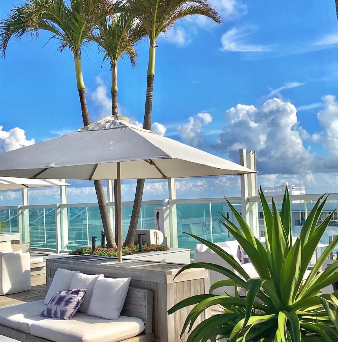 You know where to find us today...#miami #southbeach #daylife #the1rooftop #sunday