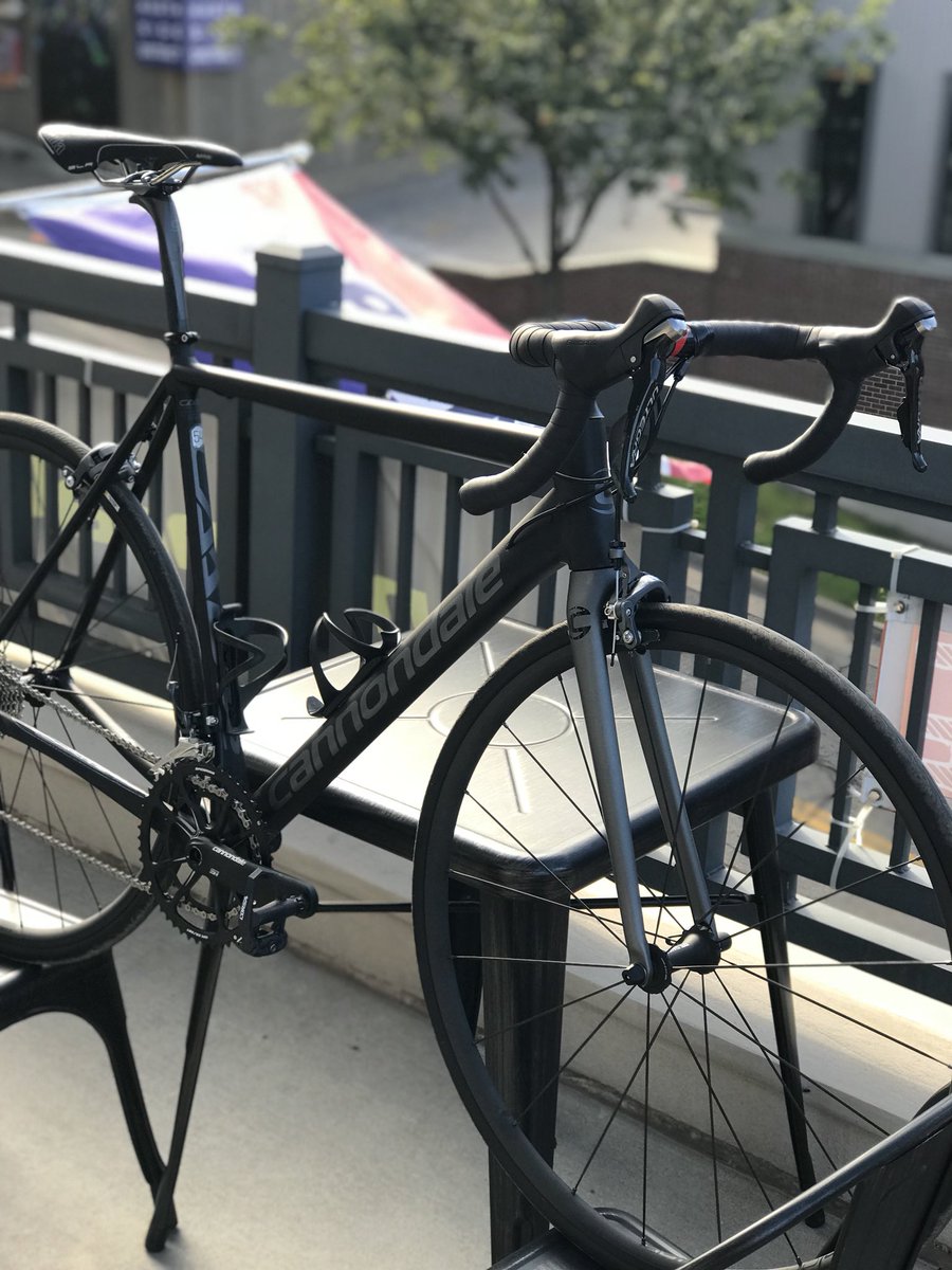 dirtyriverbike's tweet photo. #semicustom #drbw #stealthgame @RideCannondale @dtswissfanclub https://t.co/kihuIWmXDi