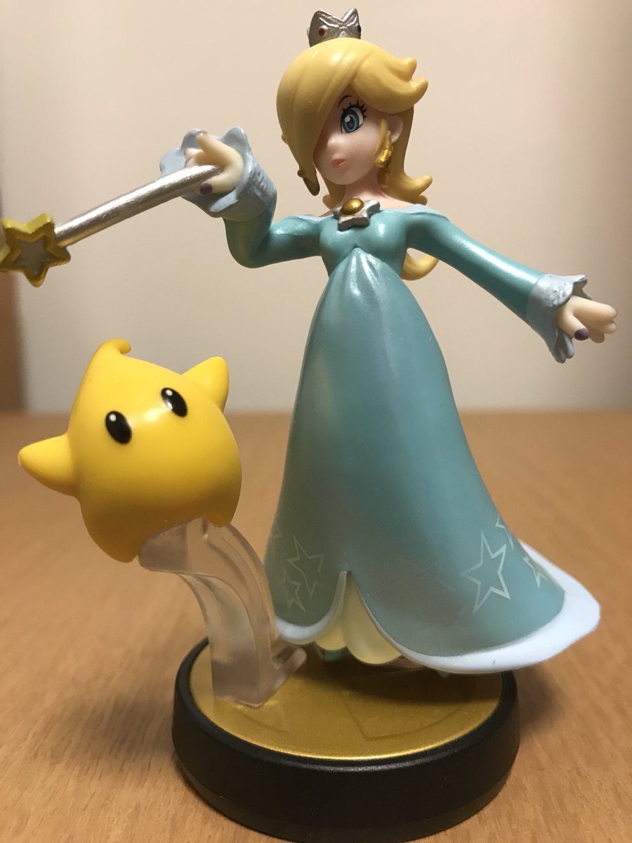 ろぜこん No Twitter Amiibo ロゼッタ チコ ついにロゼッタ様のamiiboが登場 目が綺麗で 輝くドレスも美しくかわいい これによって様々なゲームにロゼッタ様要素が降臨するようになった 当時はロゼッタ様のフィギュア自体がかなりレアだったので 入手困難な ろぜこん No Twitter Amiibo ロゼッタ チコ ついにロゼッタ様のamiiboが登場 目が綺麗で 輝くドレスも美しくかわいい これによって様々なゲームにロゼッタ様要素が降臨するようになった 当時はロゼッタ様のフィギュア自体がかなりレアだったので 入手困難な