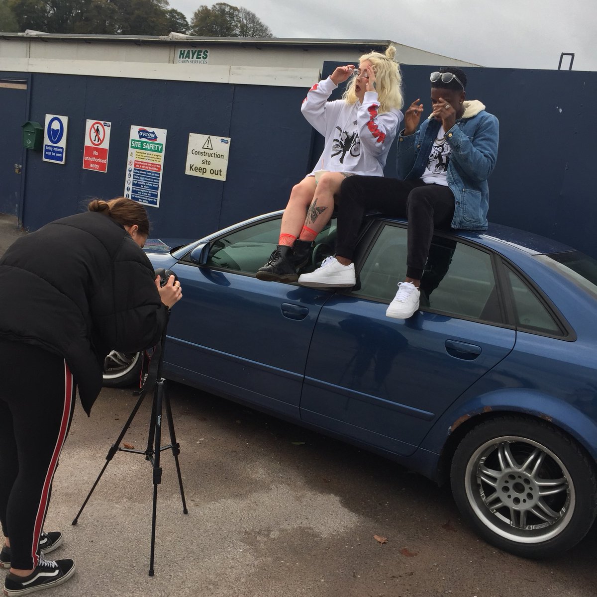 StevieGrainger's tweet photo. Shooting @Ronic_Official “Ring Ring” video in cork city today with Lex Lexus @4steprecords 🔥 https://t.co/IDmfCDPnAI
