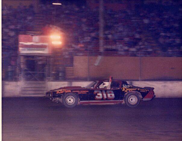 Cryssie618's tweet photo. Street Stock Shootout Series 4 months today RIP Big Brother Jimmy Tuit Jr 🙏🏻💙🏁 #ESW17 https://t.co/G1GSYPVzit