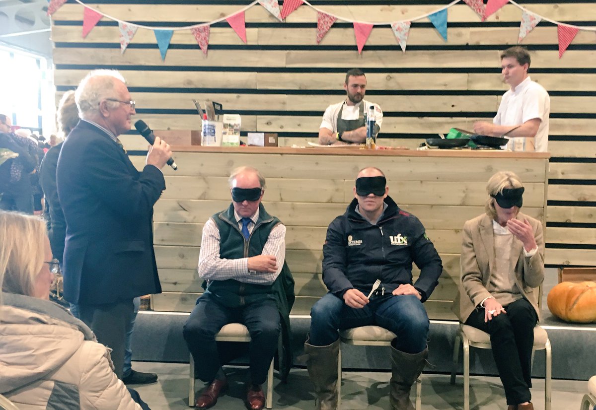 Blind taste test for <a href="/miketindall13/">Mike Tindall</a> <a href="/Great_Yorkshire/">Great Yorkshire</a> <a href="/theyorkshirevet/">The Yorkshire Vet</a> #CountrysideLive #wagyu v continental #beef WAGYU WON!@ShootTheBullUK