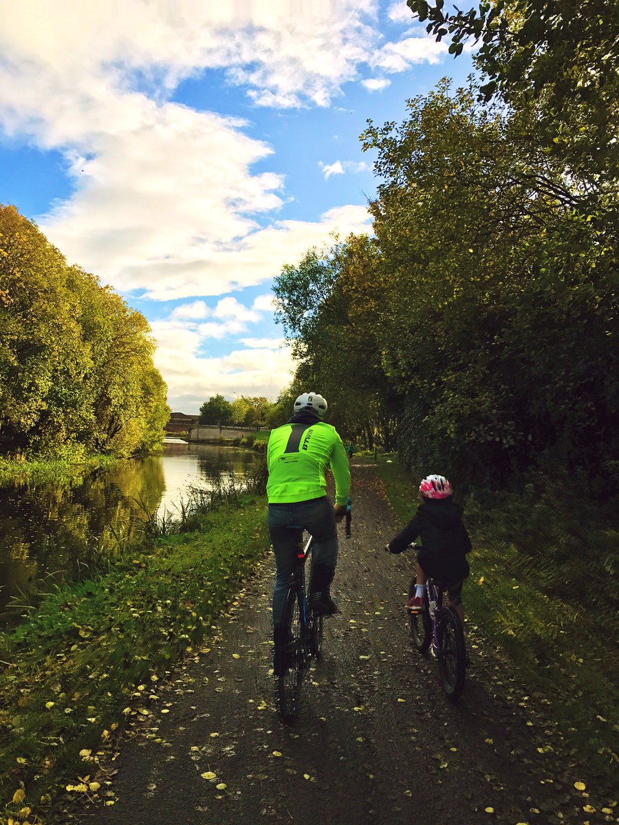 Su_Pa_La's tweet photo. A great cycling route for family in Glasgow. Start from Speirs Wharf to Kelvin Aqueduct #welcomescotland #peoplemakeglasgow #glasgowscanal https://t.co/wsZx8kZPsq