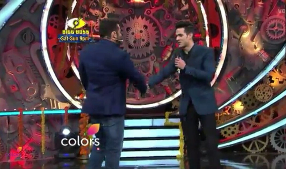 ipriyancsharmaa's tweet photo. Dosen't Matter Priyank's Entry Has Not Been shown to us but We are happy 😊 that he is in house now! ❤️ @Alisah29 @itsSuroj @Priyank_FC #bb11 https://t.co/mpPaahEEdn