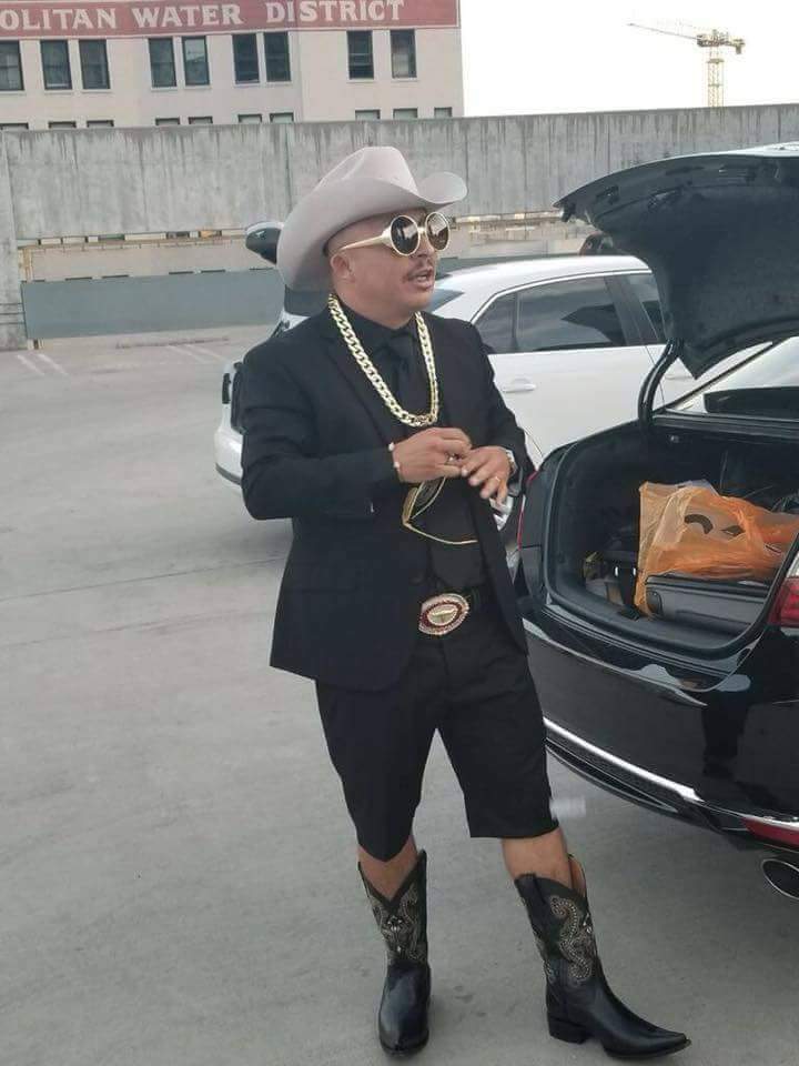 ElMorroMid's tweet photo. Diosito el fue el culpable del baile del pasito perron de chuchito https://t.co/0RTN5U9VuM