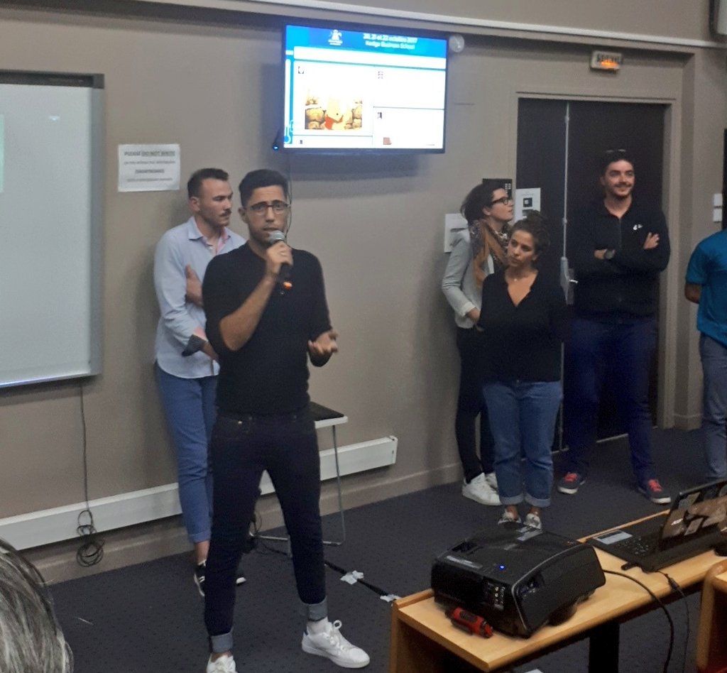 FrenchTechSuds's tweet photo. #swam
4VYOU
Ambiancer votre salon avec du contenu positif, une salle de conf, un hammam par de la projection 360 sur les murs https://t.co/m5muZmNXbz