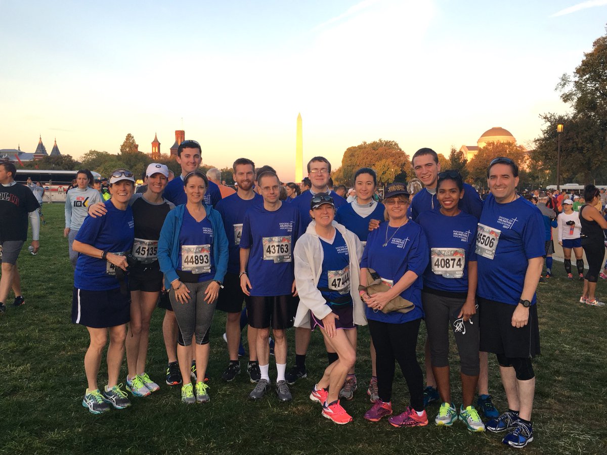 arlingtonchurch's tweet photo. Thank you for supporting our Race for Seminarians team running in today’s Marine Corps Marathon and 10K! #Race4Vocations #MCM10K https://t.co/bitGBqS2VN