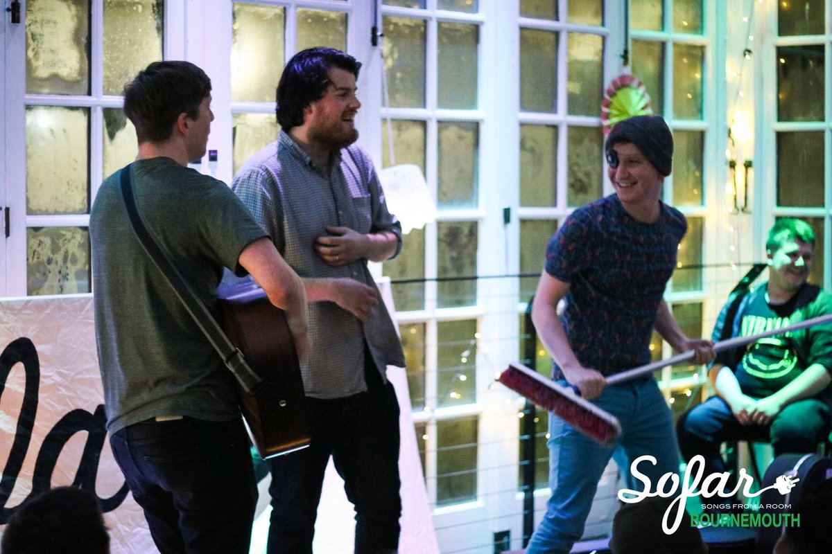 SofarBmth's tweet photo. These boys 😂❤️🎶 

#festivalband 

🎶@Bootytunes @JakeWildHall @geckoofficial 

📸Alice Parmenter https://t.co/HliGwQ6Kwb