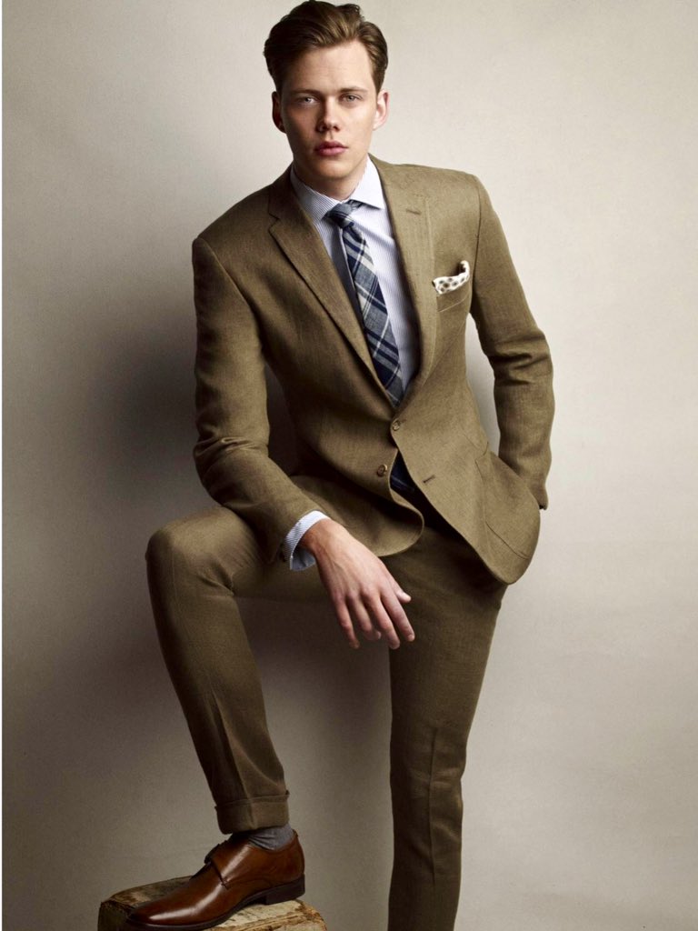 Stereo_Mary's tweet photo. I hate loving someone whom loves all, but can't stop adoring Bill Skarsgård❤️ He's FUCKING handsome and talented😍 #fuckthemainstream https://t.co/SUrtaqdRpm