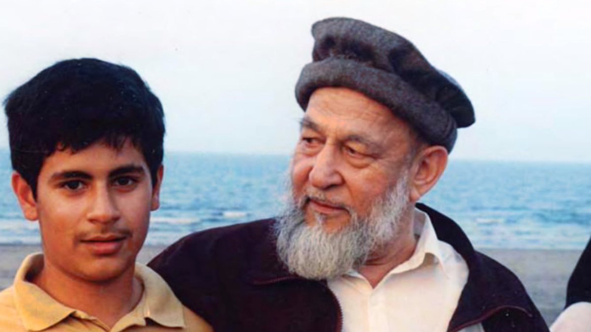 StudentOfAhmad's tweet photo. “The White Birds of Hartlepool”. One of the most amazing documentaries ever! Make sure to watch it!

https://t.co/NLUGF54RyG

#Islam https://t.co/kIOVdAPTJD