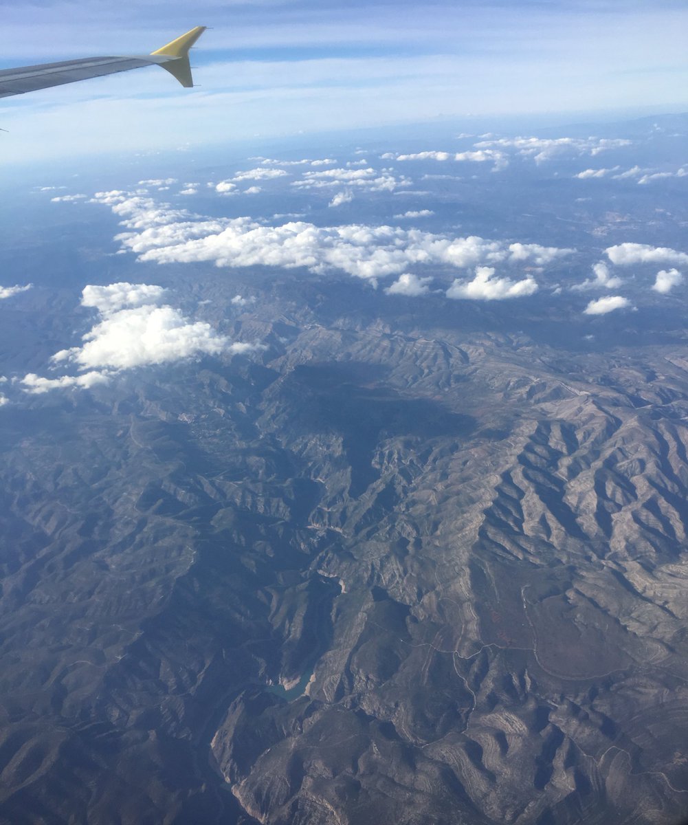 Miguelsuxx's tweet photo. Paisajes únicos ✈️
#Feliz #NoPiensesCorre #Valencia #MMvalencia #MedioMaratonVLC  #MediaMaraton #Atope #Vamos #VamosAhi #Dale #Go #MMVLC https://t.co/VzDkCPMqx2