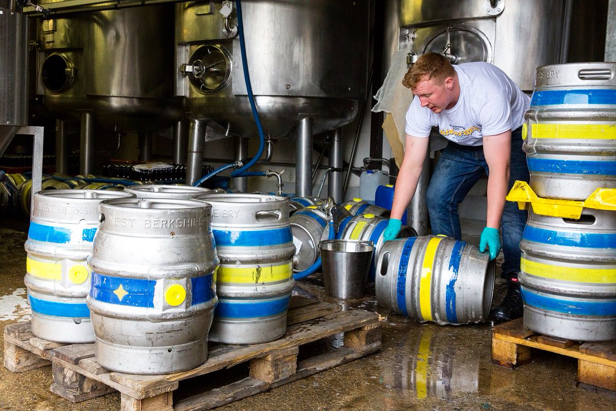 Fancy some FREE BEER? All you have to do is RT to be in with a chance of winning 4 cases of your choice! #win #WBBComp