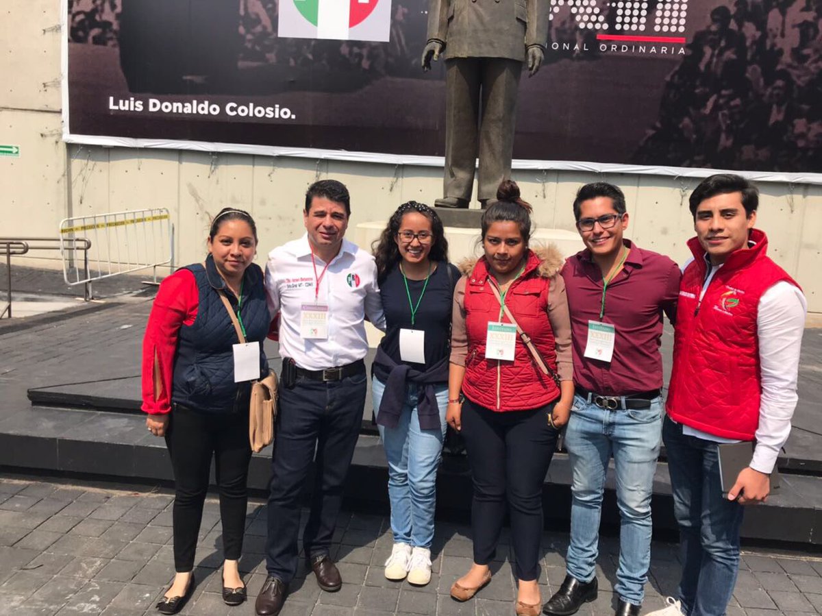 IRHMContreras's tweet photo. Ayer estuvimos presentes en la XXXlll sesión extraordinaria del consejo politico CDMX. https://t.co/29ZHVacn7X