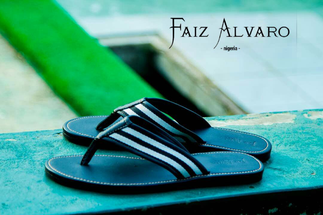 Faiz__Alvaro's tweet image. #NEWDESIGNALERT:We present to you the BnW stripes simple and quality slippers from the #switchstep collection.Available in all sizes.pls RT