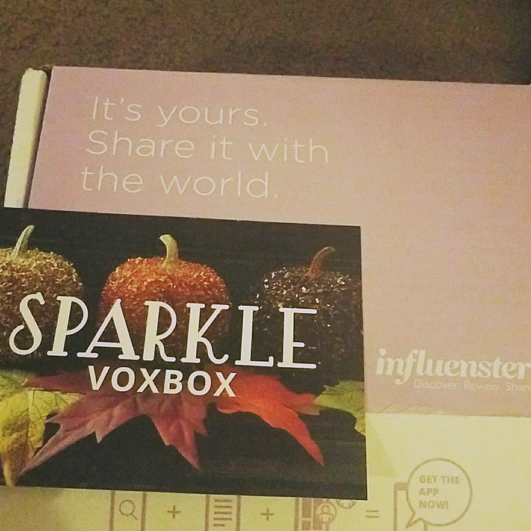 I just got my Sparkle Vox Box for October courtesy of <a href="/Influenster/">Influenster</a> 😄
Not only was it FREE iis full of goodies #sparklevoxbox #influenster
