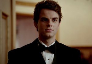 spicykidney's tweet photo. nathaniel buzolic in vampire diaries is such a snAcK oh baby https://t.co/SdDgQ69Iip