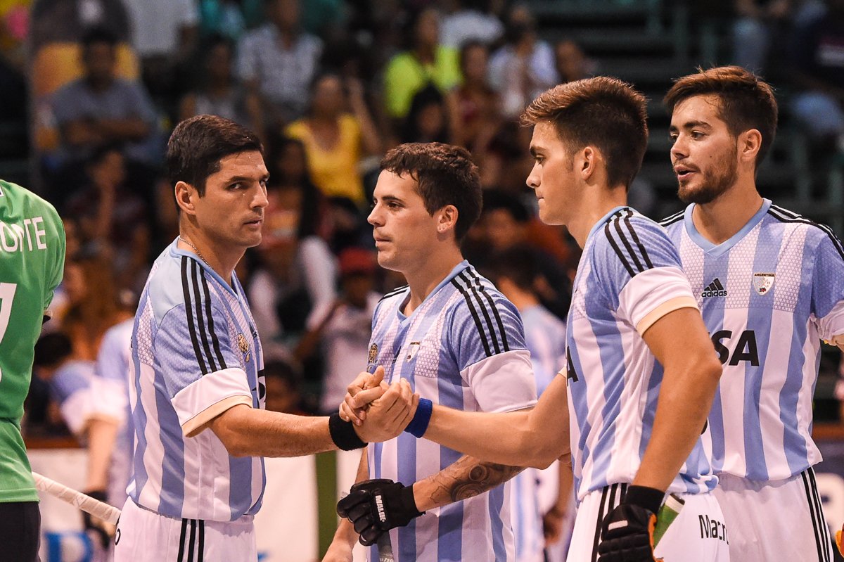 hockeyargplus's tweet photo. ๐#IPAC2017 #HockeyPista #CopaPanamericana #Caballeros #Final ๐ท Galerรญa de fotos Argentina vs Trinidad y Tobago โก๏ธย https://t.co/rdTGozNuPt https://t.co/8QZwl2fyIT